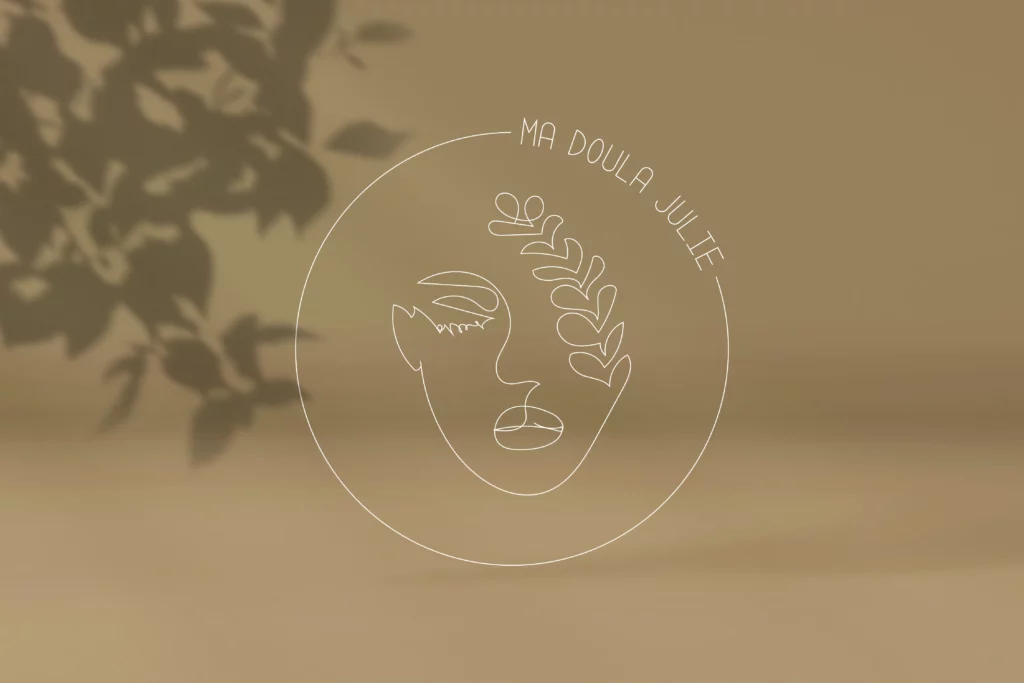 mockup du logo de ma doula julie créer et produit par le studio ütopiya